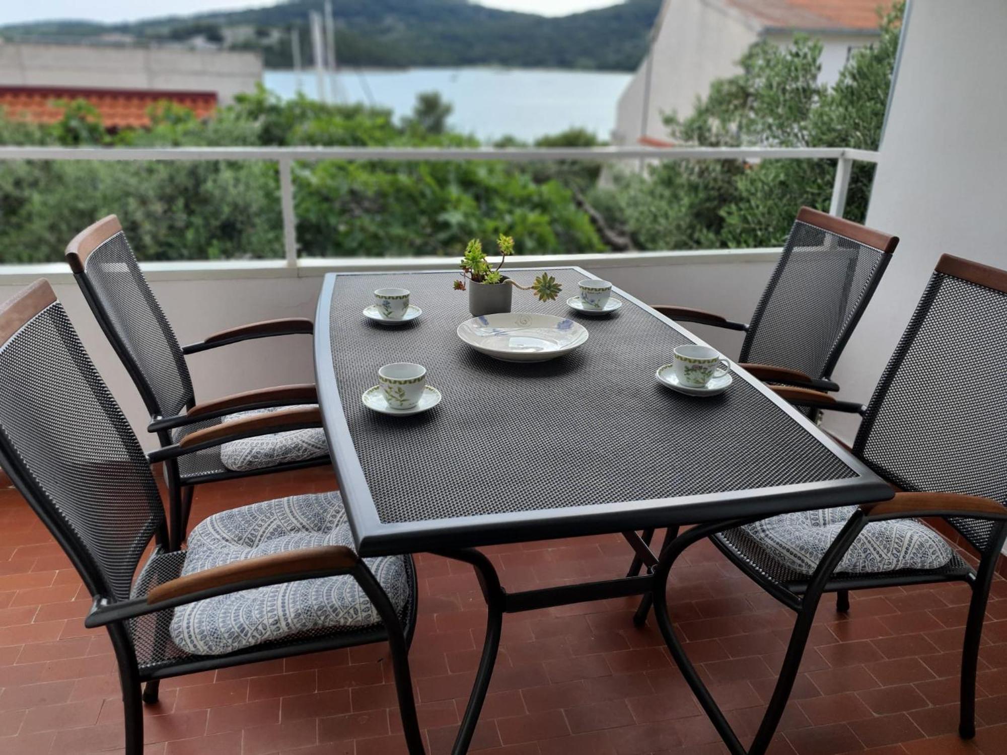 Guesthouse Mila Tisno Bagian luar foto