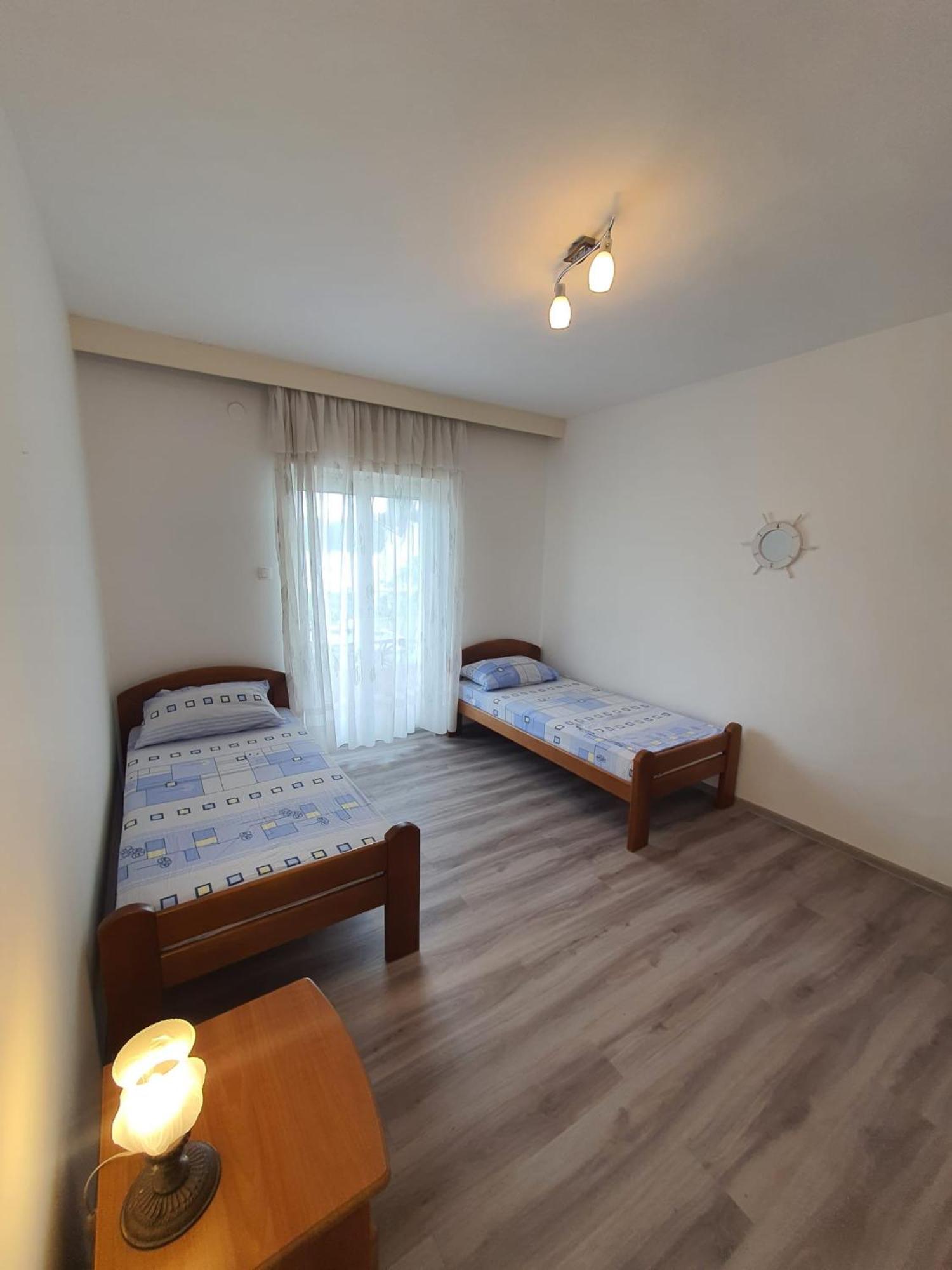 Guesthouse Mila Tisno Bagian luar foto