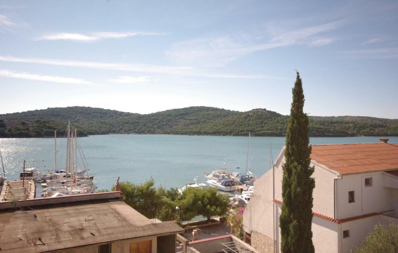 Guesthouse Mila Tisno Bagian luar foto